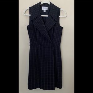 Short sleeve suit dress